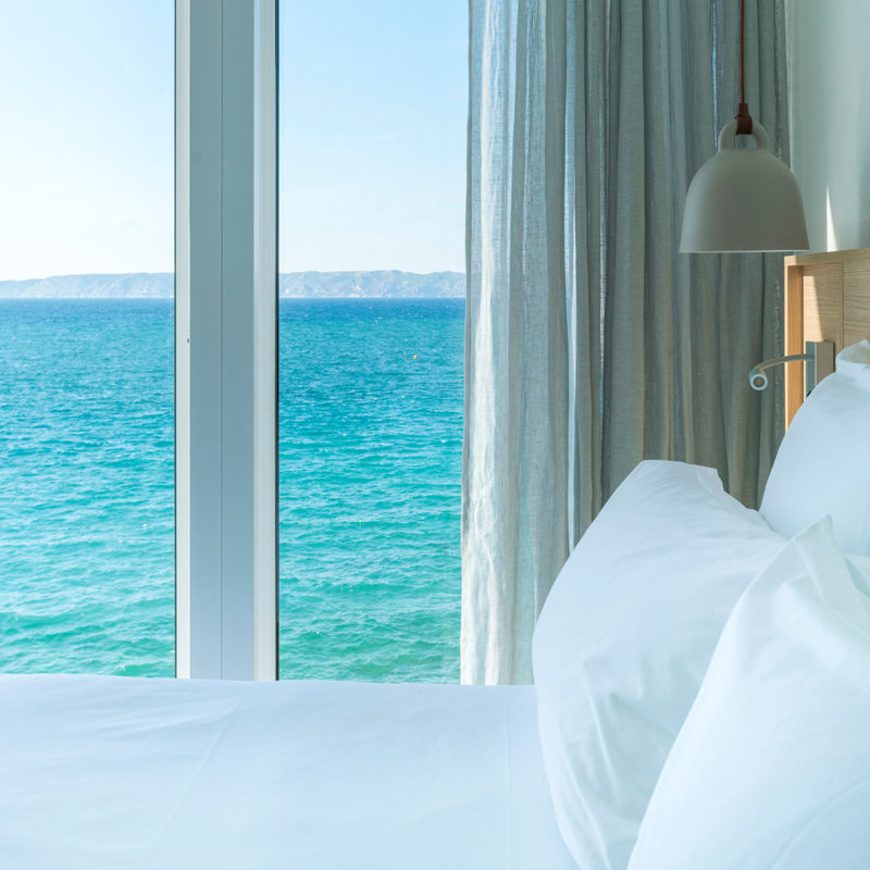 les bords de mer hotel marseille france domaine de fontenille