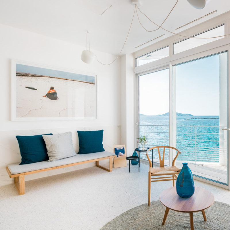les bords de mer hotel marseille france domaine de fontenille