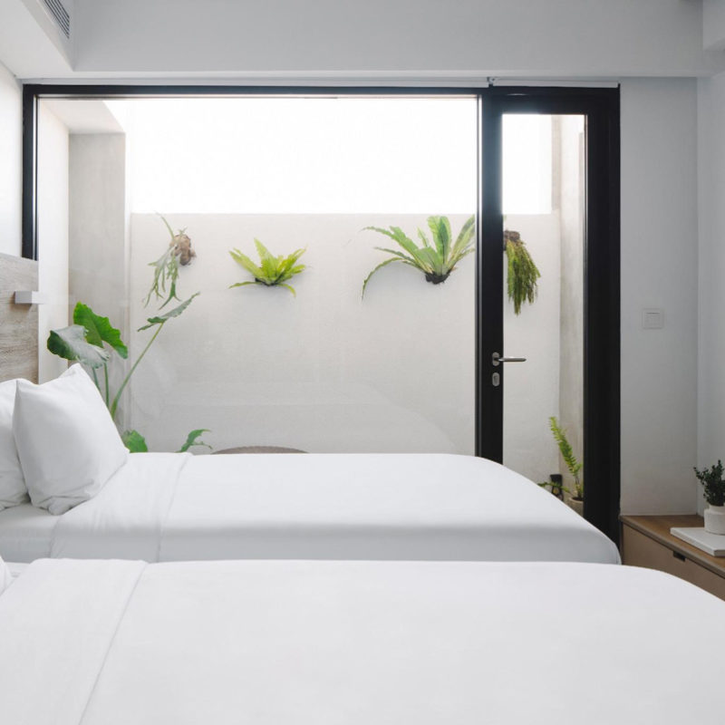 lloyds inn hotel bali