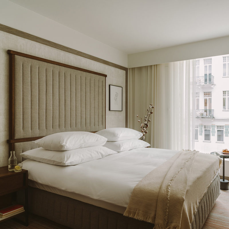 puro hotel varsovie pologne