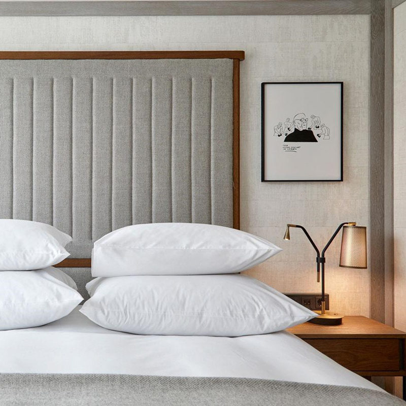 puro hotel varsovie pologne