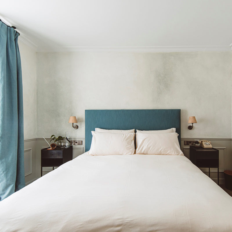 hoy hotel paris france