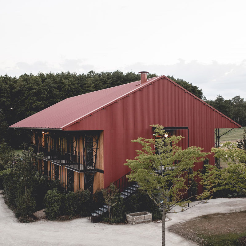 le barn hotel bonnelles france