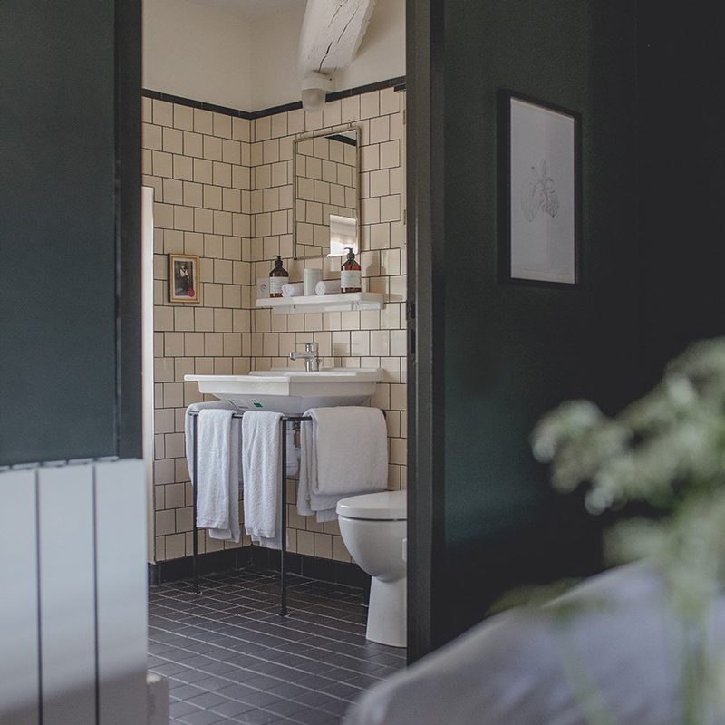 le barn hotel bonnelles france