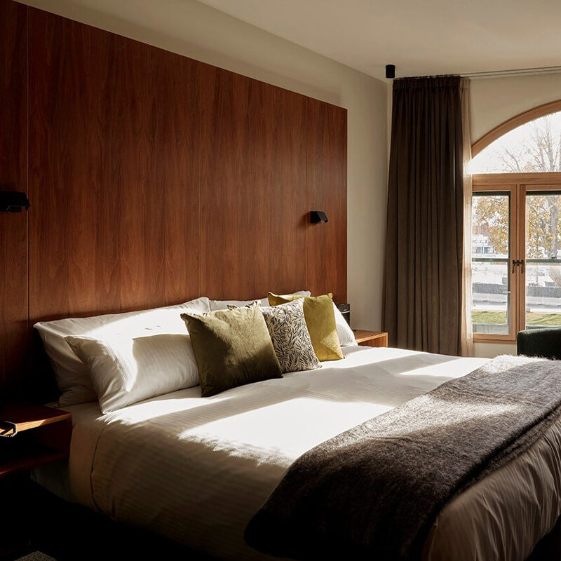 moss hotel hobart circa morris nunn