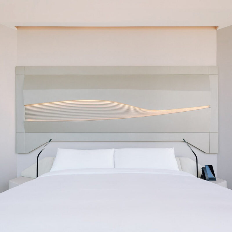 me dubai by melia zaha hadid the opus