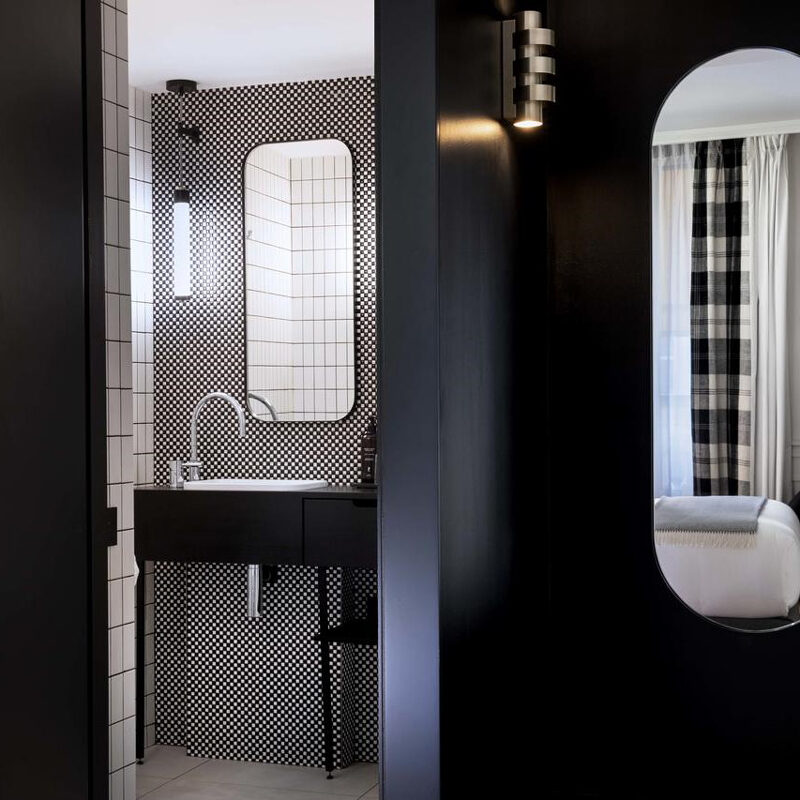hotel flanelles paris france