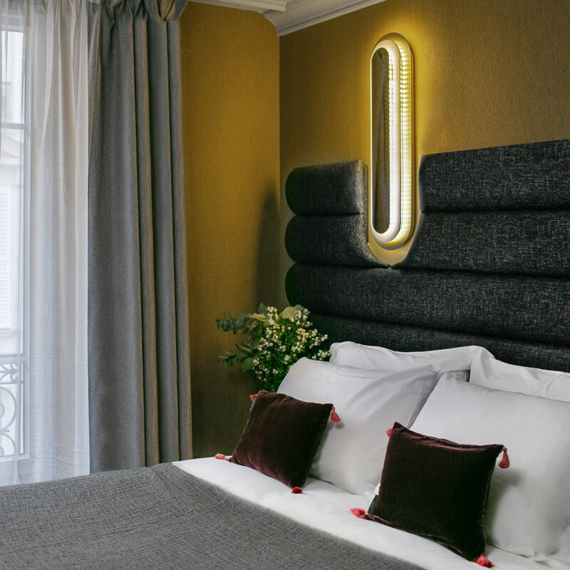 la planque hotel paris france desjeux delaye