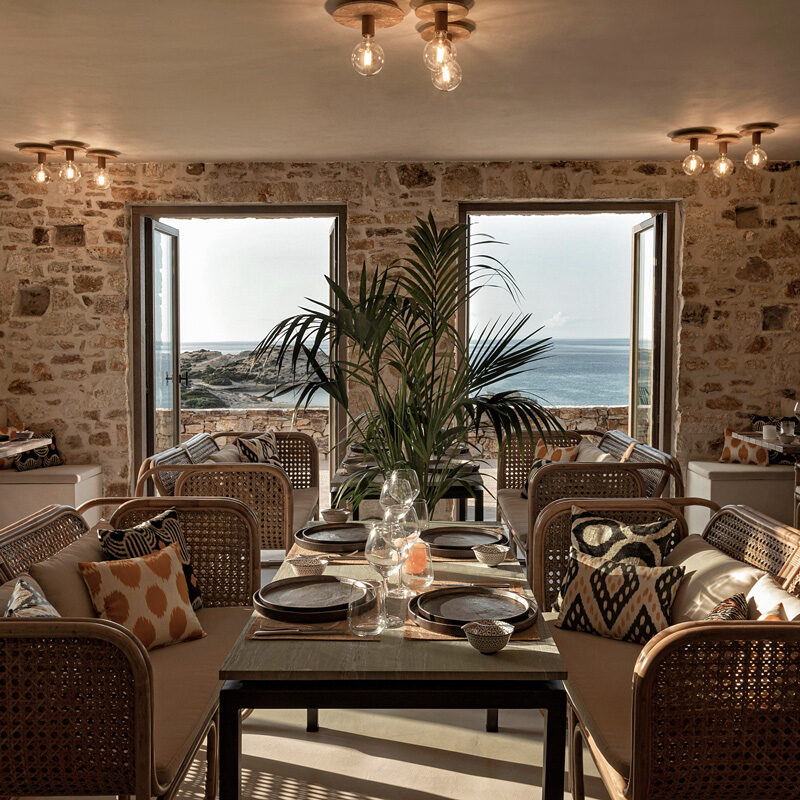 the rooster antiparos hotel greece