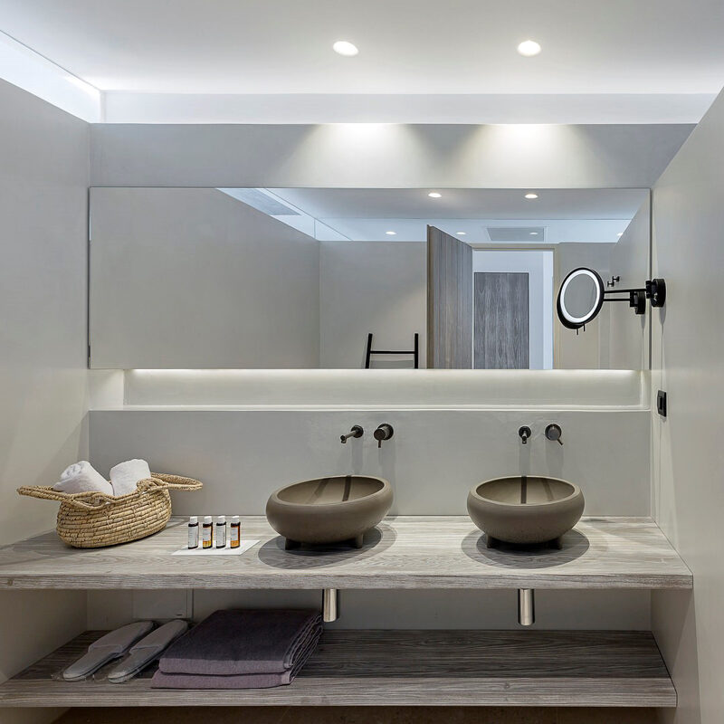 hideout suites hotel mylopotas ios island greece