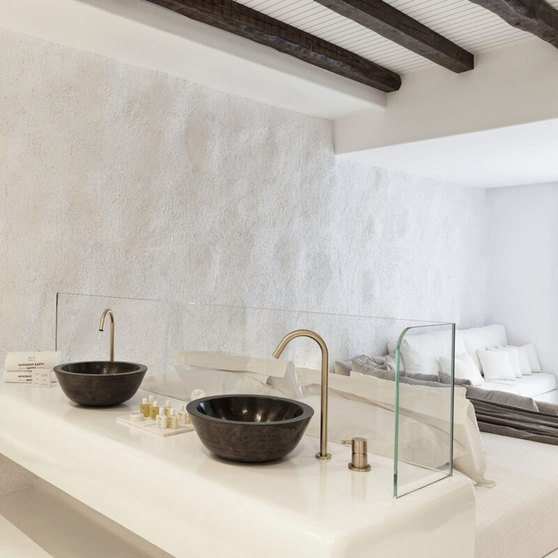 mykonos earth suites hotel megali ammos beach greece omniview
