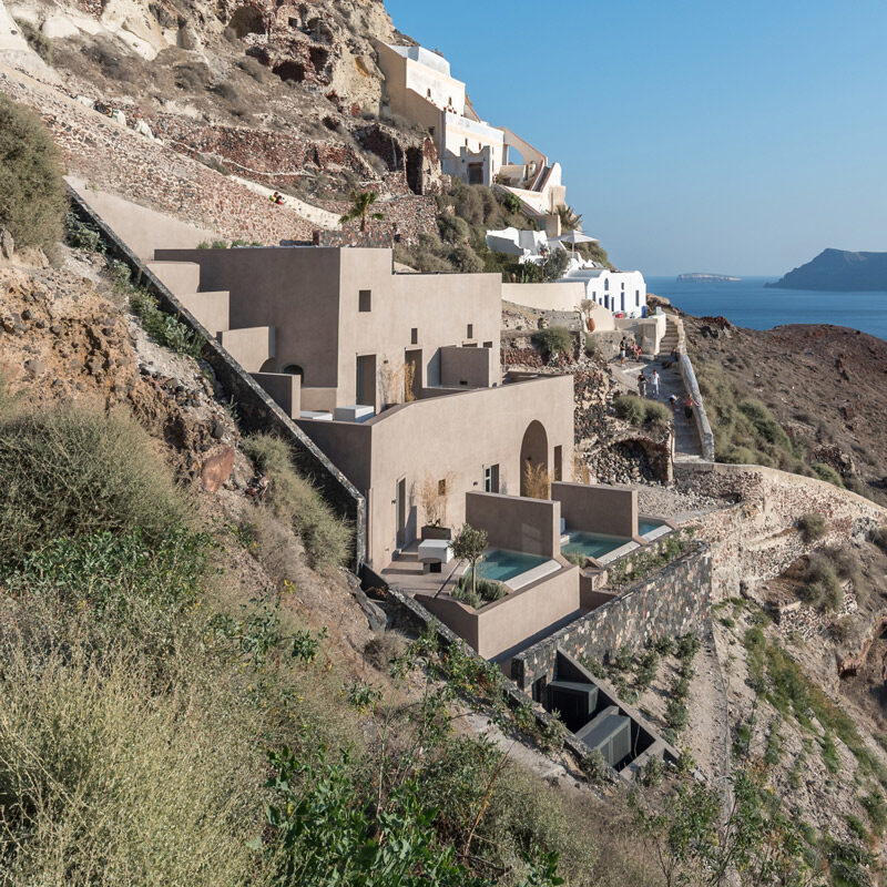 old castle oia santorini hotel greece Kapsimalis Architects