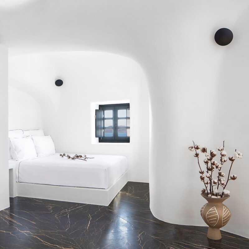abyss santorini hotel oia greece