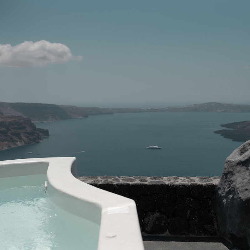 stella rocca a mare hotel imerovigli santorini greece