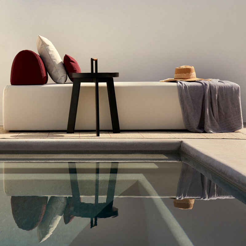 atoles retreat imerovigli santorini greece