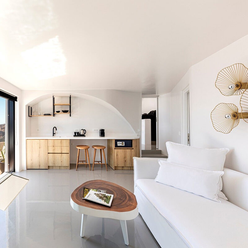 olvos luxury suites hotel oia santorini greece