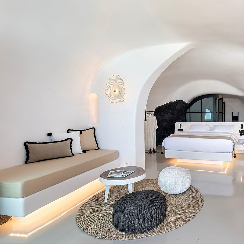 olvos luxury suites hotel oia santorini greece
