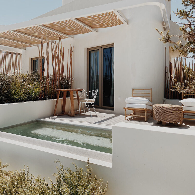 white pebble suites hotel milos pollonia greece kkmk