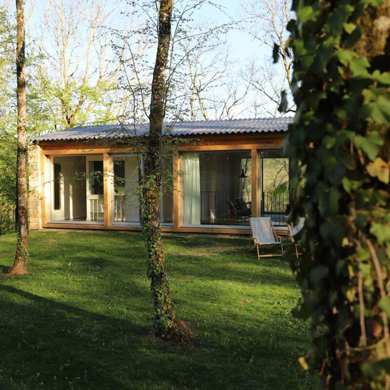 les grands chenes maison hotes valojoulx france sapiens architectes