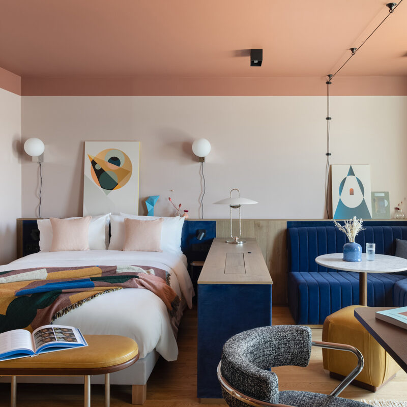 schwan locke hotel munich germany fettle