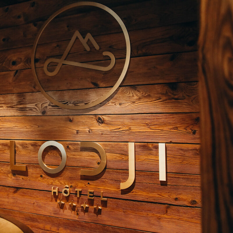 lodji hotel saint-martin-de-belleville france