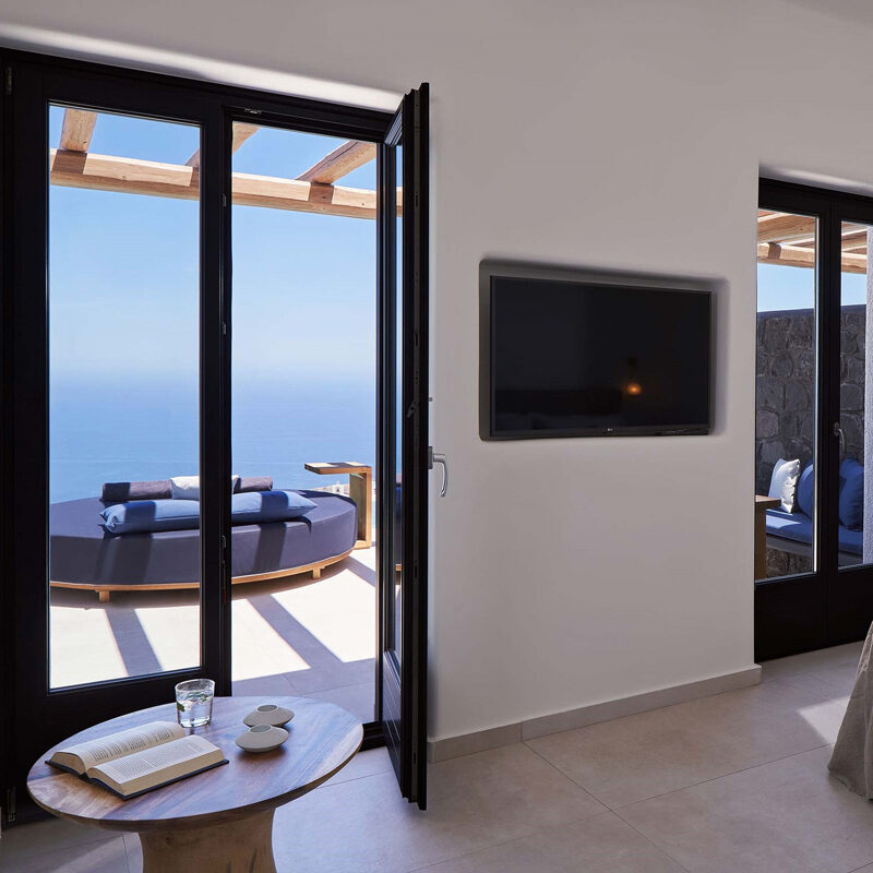 brilliance suites hotel santorini greece
