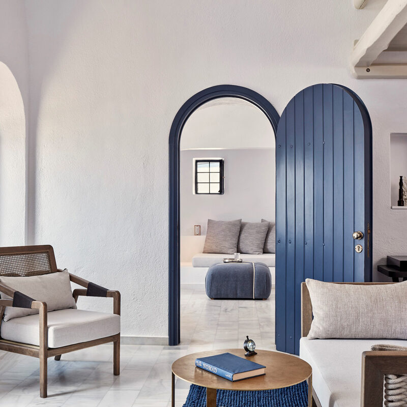 homeric poems hotel santorini-greece-interior design laboratorium cave suite