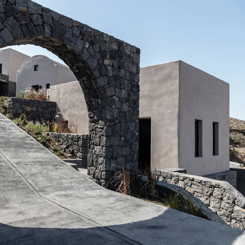 nimbus santorini oia hotel greece