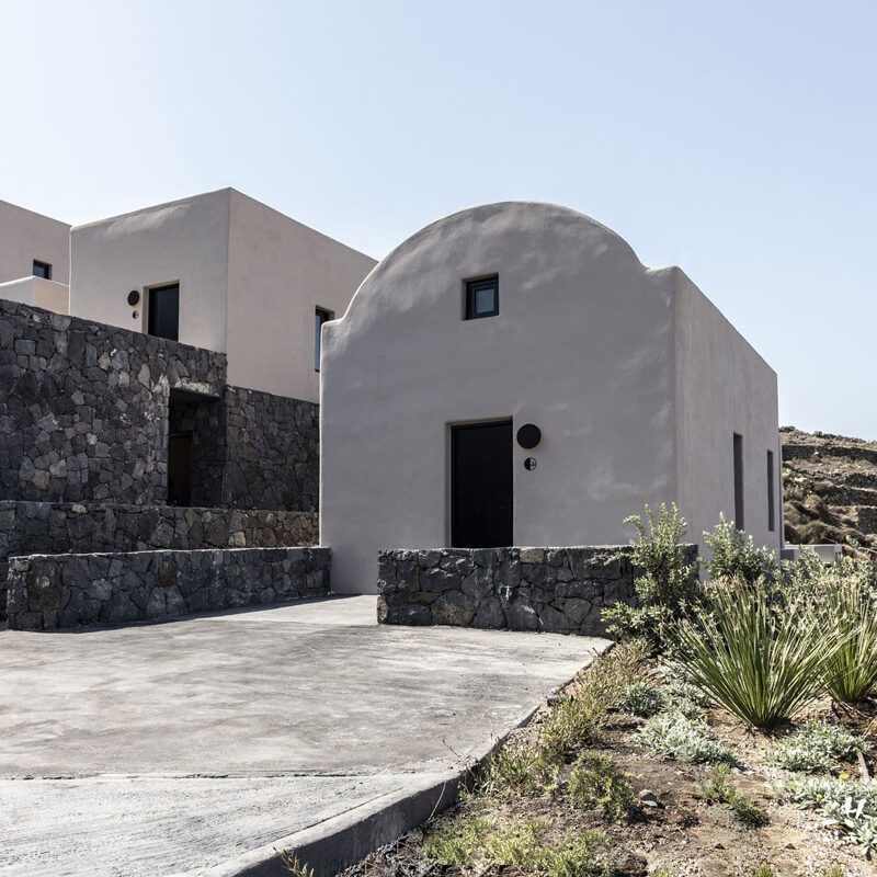 nimbus santorini oia hotel greece