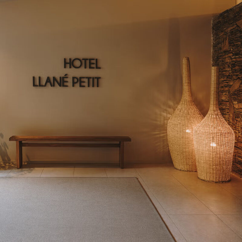 llane petit hotel cadaques spain
