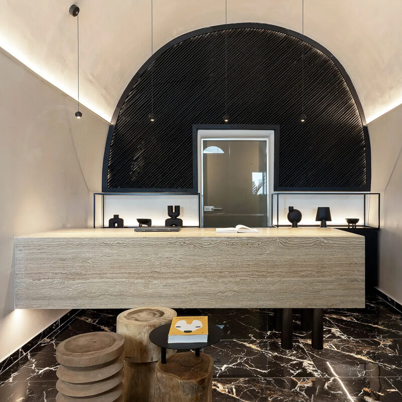 Hom Santorini