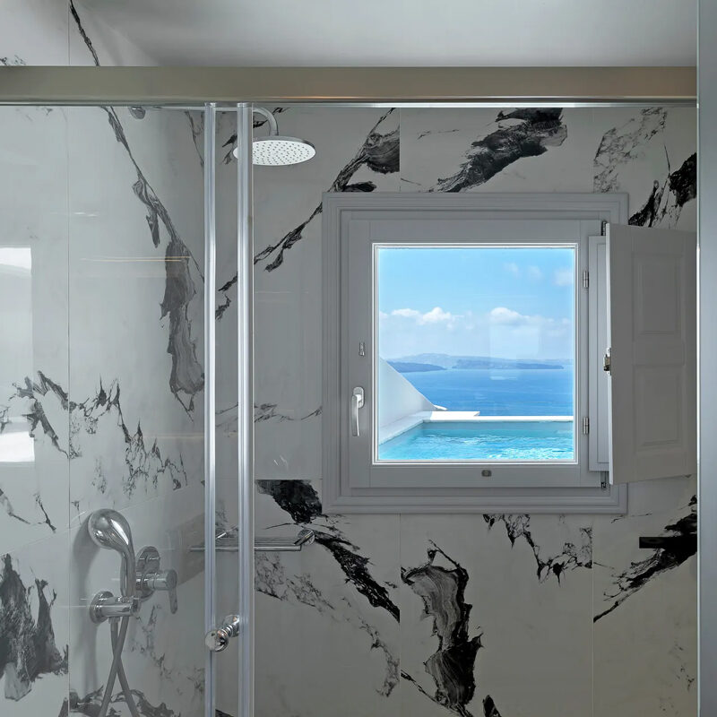 Hom Santorini