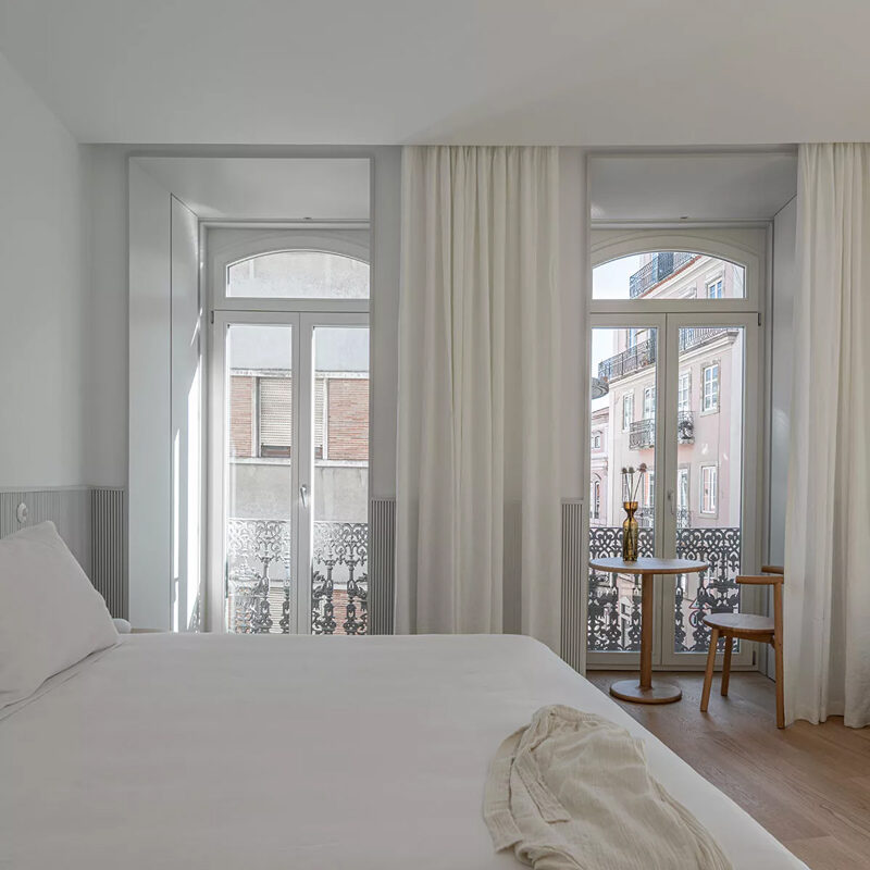 montecarmo 12 hotel lisbon portugal aires mateus