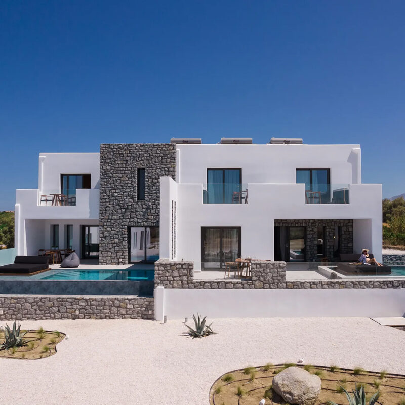 Milestones Naxos