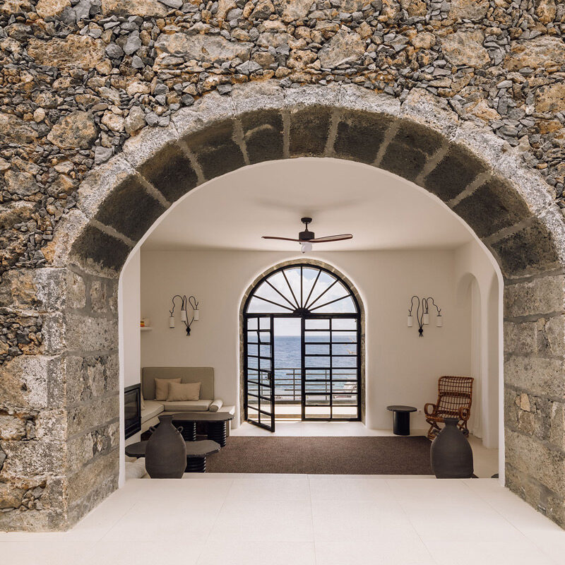 White Exclusive Suites & Villas