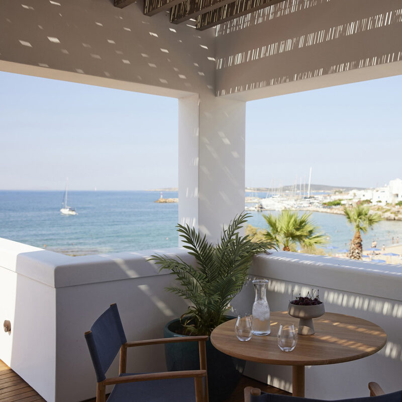 Avant Mar Paros