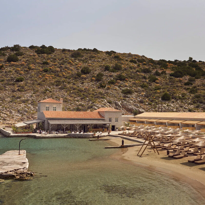 Mandraki Beach Resort Hydra