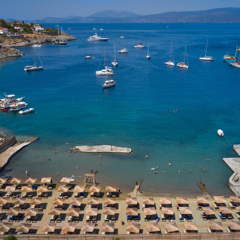 Mandraki Beach Resort Hydra