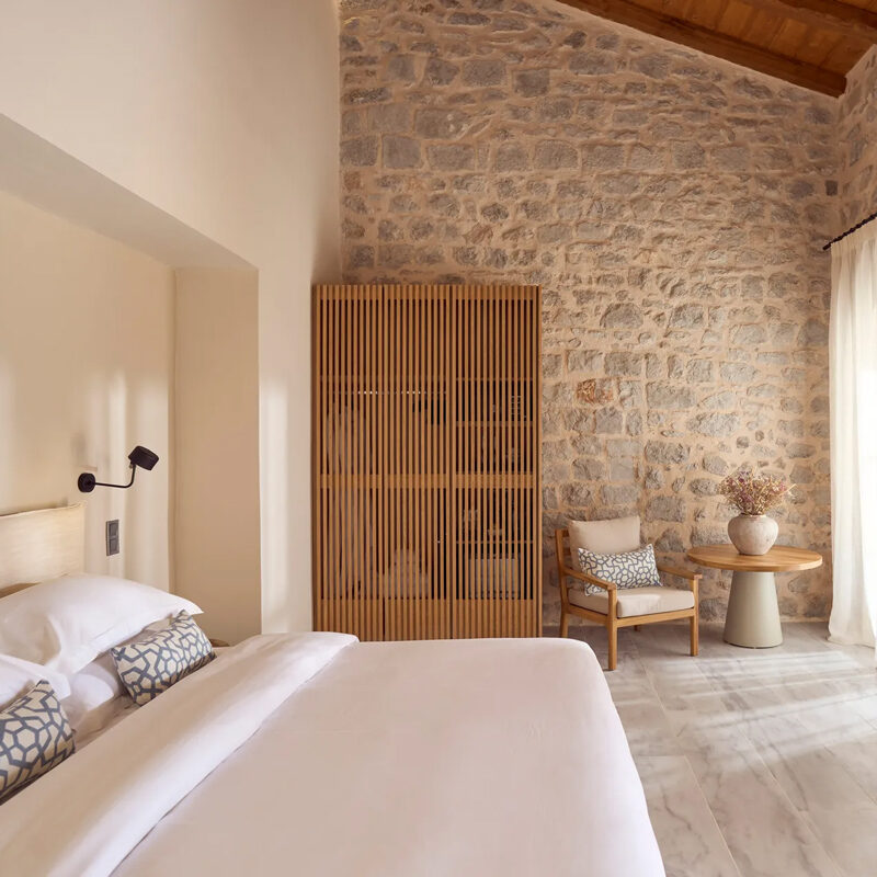 Mandraki Beach Resort Hydra