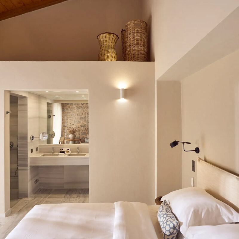 Mandraki Beach Resort Hydra