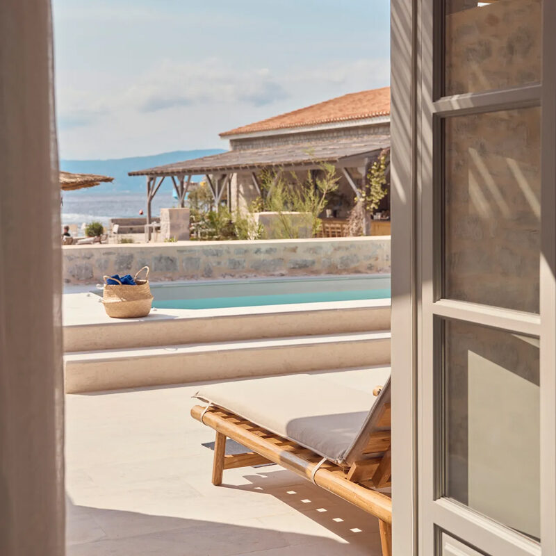 Mandraki Beach Resort Hydra