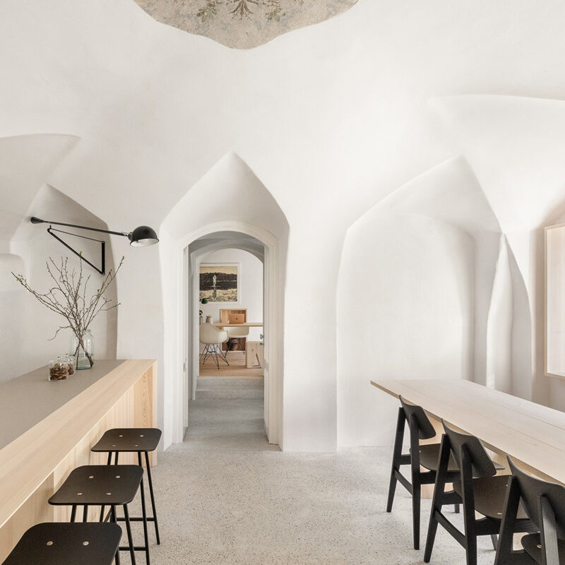 April1550 Boutique Hotel