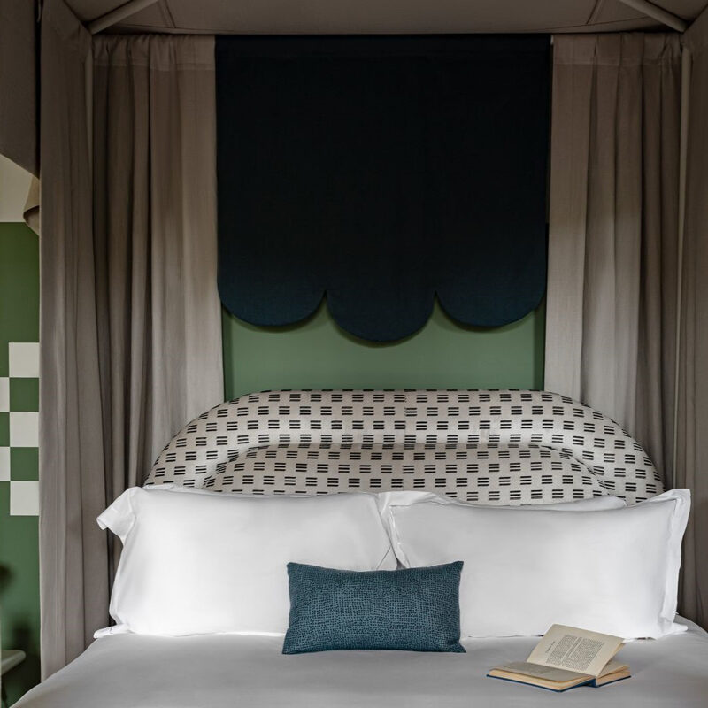 Cowley Manor Experimental