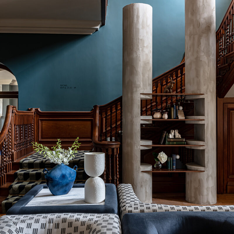 Cowley Manor Experimental