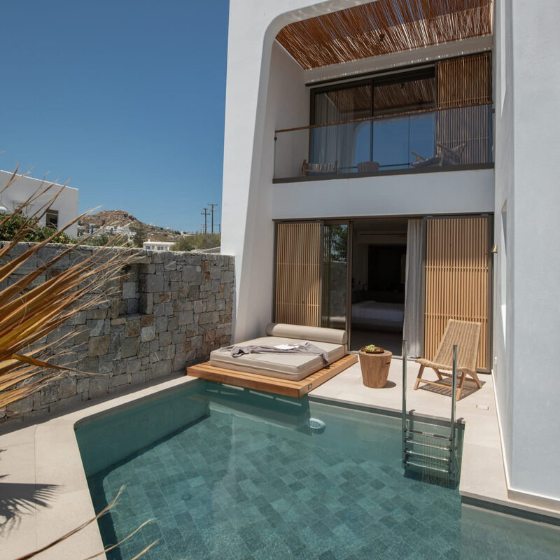 Nuca Mykonos